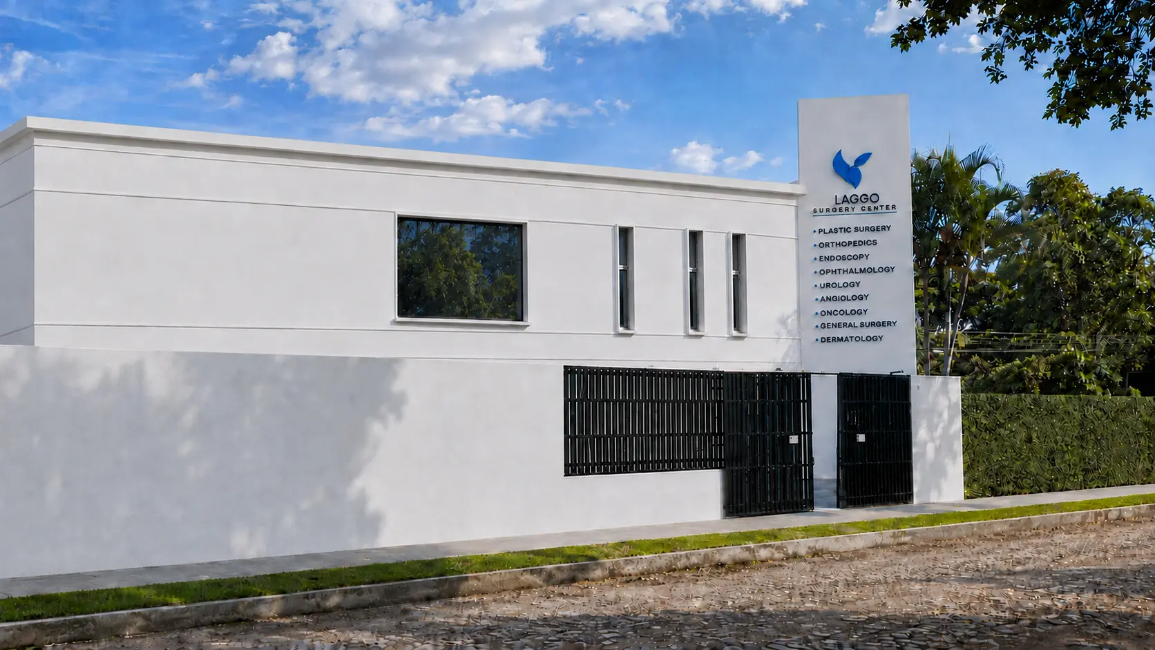 Clinic facade in Ajijic, Jalisco